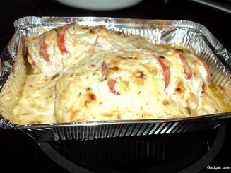 Куриная грудка в сметанном соусе