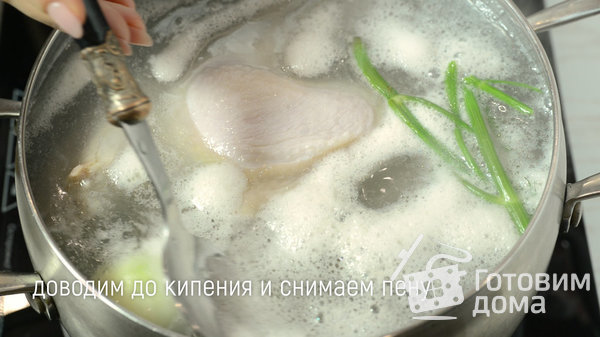Блинчики с курицей, грибами и сыром фото к рецепту 5