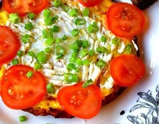 Сливочный омлет с помидорами (PARADAISER-OMELETTE)