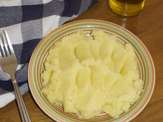 Картофельное пюре с оливковым маслом и мускатным орехом