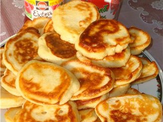Пышные оладушки на дрожжах