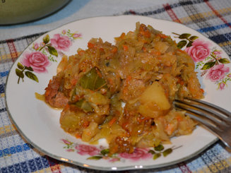 Капуста тушеная с мясом