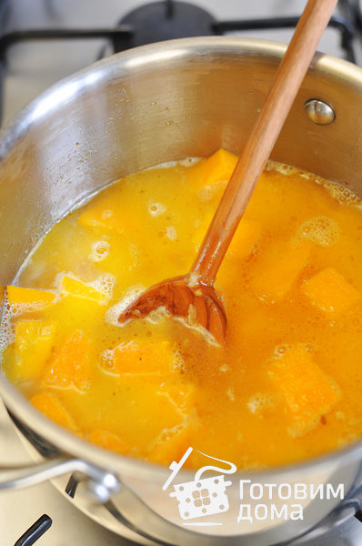 Сливочный крем-суп с тыквой: рецепт вкусного осеннего блюда (Фото)