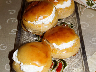 Шведские булочки Semla