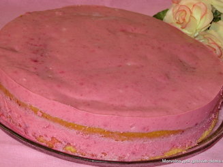 Торт-суфле с клубникой
