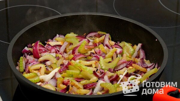 Жареный сельдерей с душистым перцем, рисом и курицей фото к рецепту 9