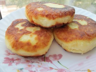 Сырники из творога с яблоками