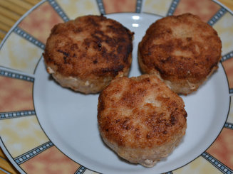 Сочные мясные котлеты с капустой