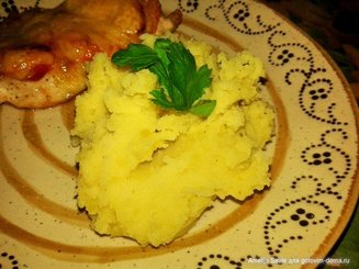Картофельное пюре с оливковым маслом и мускатным орехом