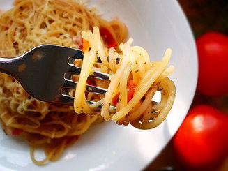 One Pan Pasta (паста и соус в одной сковороде)