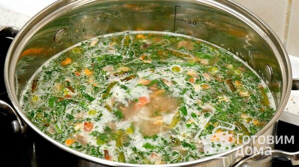 Согревающий копчёный сырный суп с овощами и грибами фото к рецепту 11