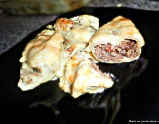 Фаршированные ракушки под пряным молочным соусом