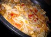 Рисовая лапша с куриным филе в овощном соусе