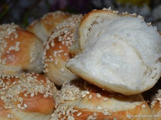 Немецкие булочки с секретом (Laugenbrötchen)