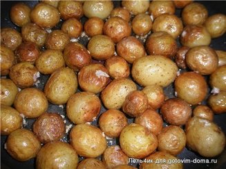 Жареный молодой картофель