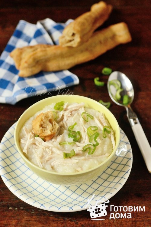Китайская рисовая каша с курицей