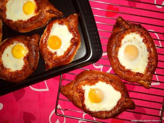 Хачапури по-аджарски