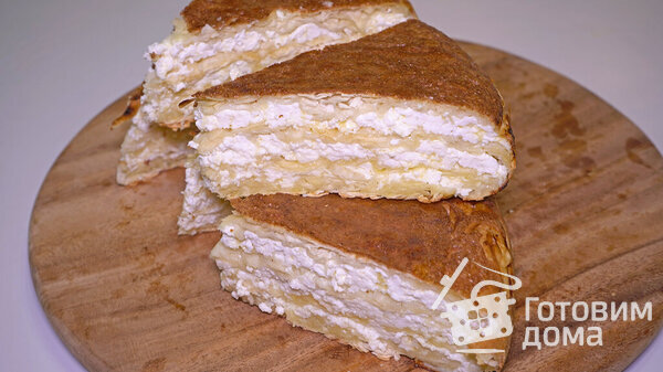 Сырный пирог из лаваша на завтрак, на сковороде фото к рецепту 1