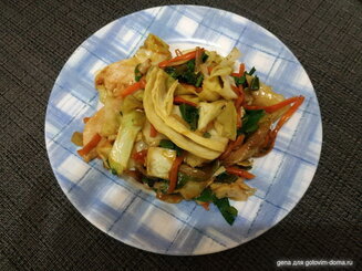 Стир-фрай из курицы и капусты