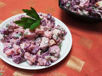 Красный мясной салат. Punane lihasalat
