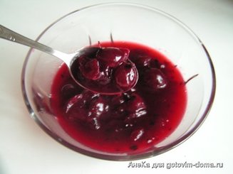 Варенье из крыжовника с зеленым чаем