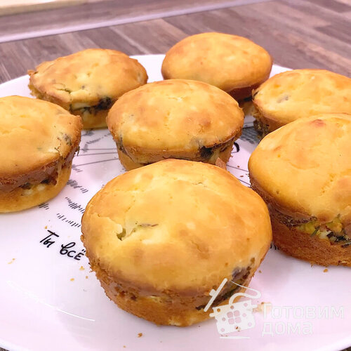 Маффины с начинкой из тунца и яйца