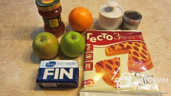 Яблочный пирог от Юлии Высоцкой фото к рецепту 1