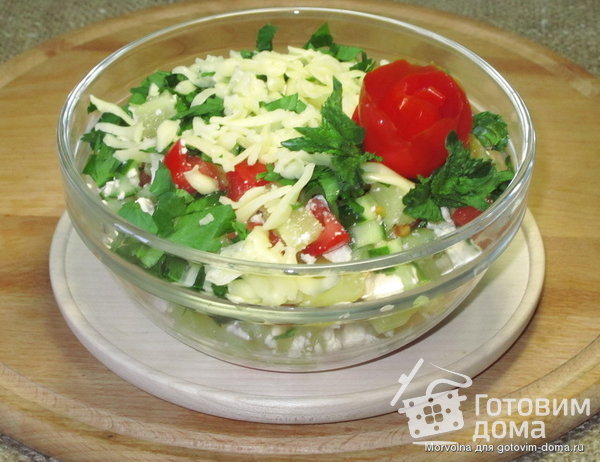 Салат с брынзой и овощами фото к рецепту 2