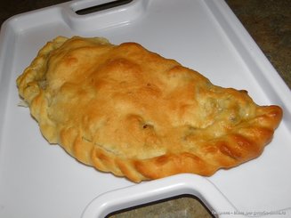 Итальянская пицца Кальцоне