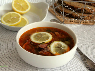 Солянка сборная мясная