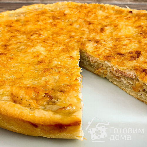 Луковый пирог с беконом