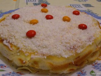 Блинный торт творожно-ягодный